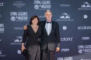 Besenyei Péter Living Legends of Aviation